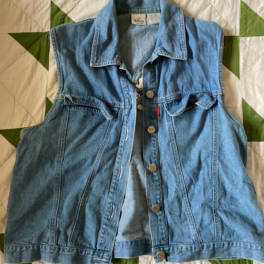 Vintage 90’s Mickey and friends Disney demon vest